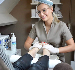 Een gesprek met Eva Jansen over voetverzorging, schimmelnagels & goede pedicure zorg